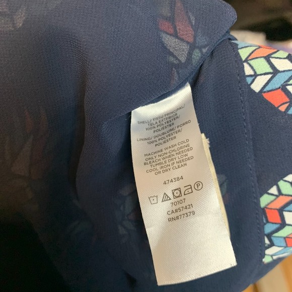 Ann Taylor LOFT Women's Pineapple Print Spaghetti Strap Tank Top Blue Size XL - Picture 6 of 6